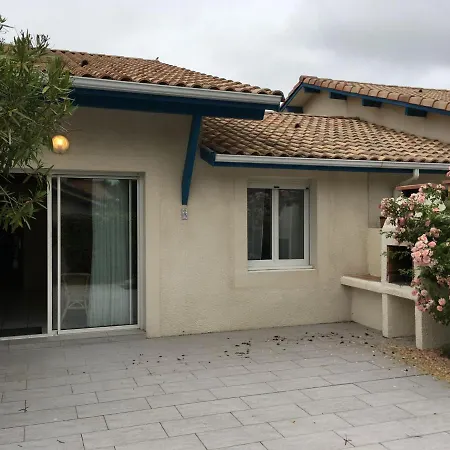 Maison En Duplex Au Pied Des Dunes A - Calme Et Confort, Parking Et Terrasse - Fr-1-319-183 Holiday home *